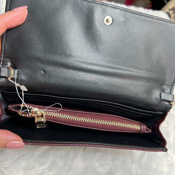 Steve Madden Burgundy Leather Wallet Wristlet - Picture 10 of 14